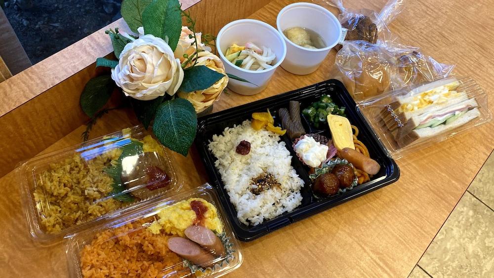 Toyoko Inn Matsuyama Ichibancho Экстерьер фото
