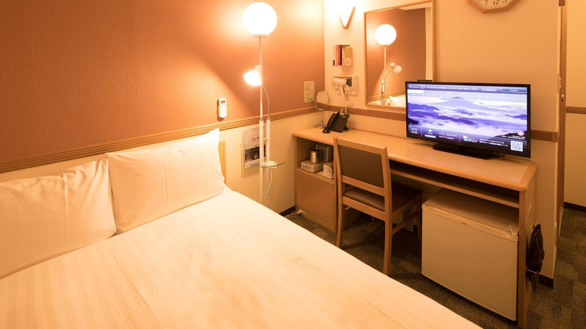 Toyoko Inn Matsuyama Ichibancho Номер фото